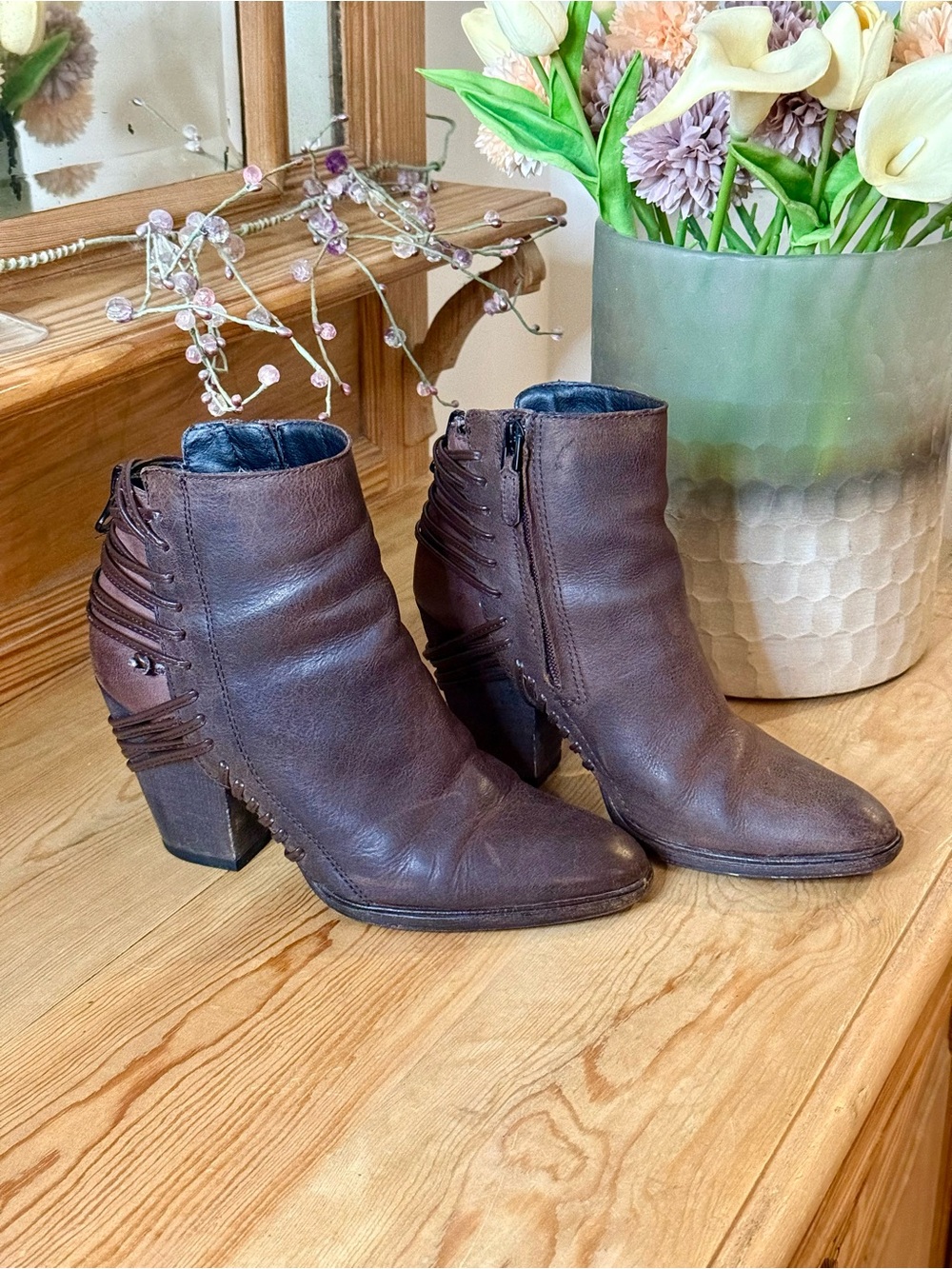 Women’s Brown Dolce Vita 7.5 Heeled Booties with Zippers and Leather Bands